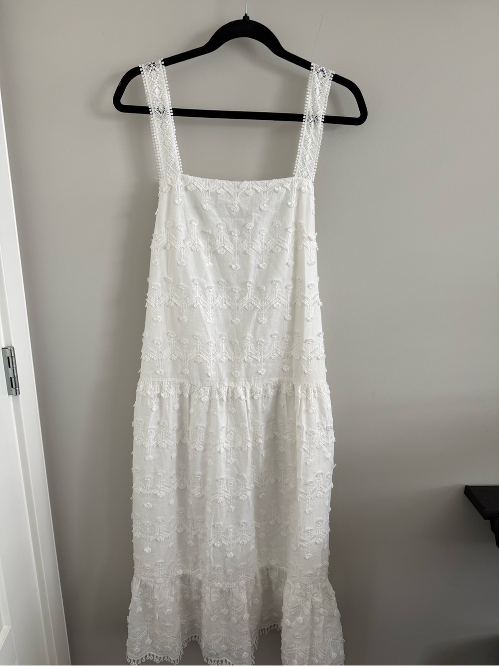 Zara White Embroidered Midi Dress